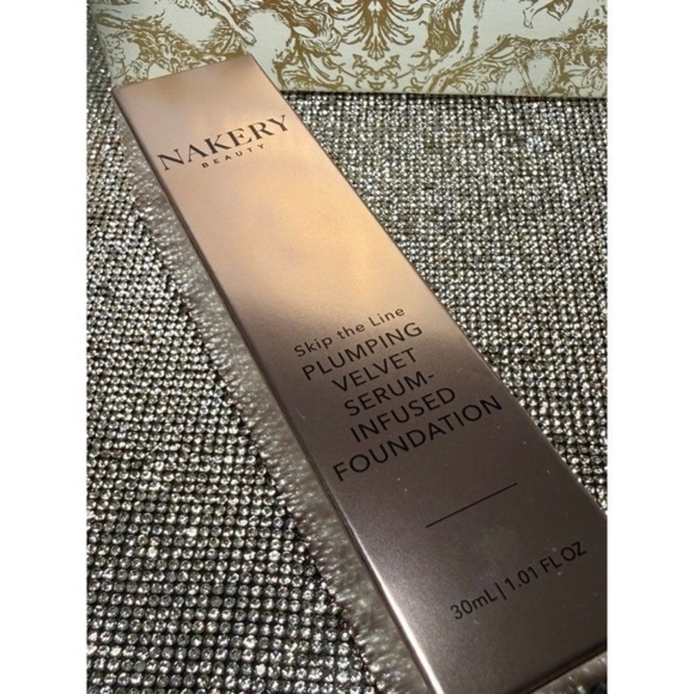 New Nakery Beauty Skip The Line Plumping Velvet Serum Foundation Light Makeup